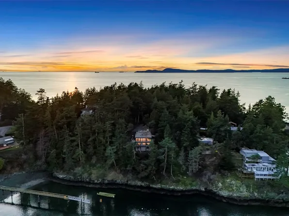 13887 Polaris Point Lane, Anacortes, WA 98221