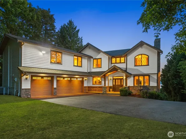 12510 Holmes Point Drive NE, Kirkland, WA 98034