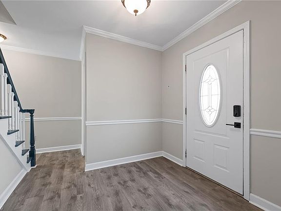 2nd image of 3401 Argyle Ln
