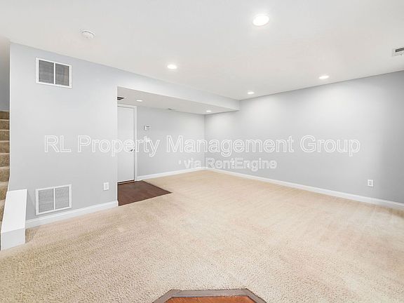 5th image of 5964 Woodshire Dr
