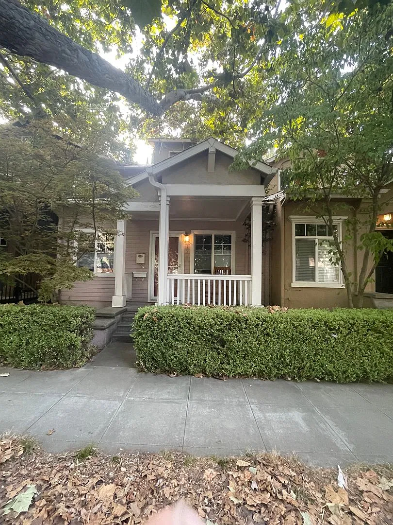 1904 6th St - Sacramento 95811 — Photo 4