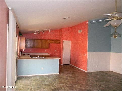 5th image of 10720 E Florian Ave