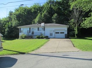 867 Kruger Ave, Erie, PA