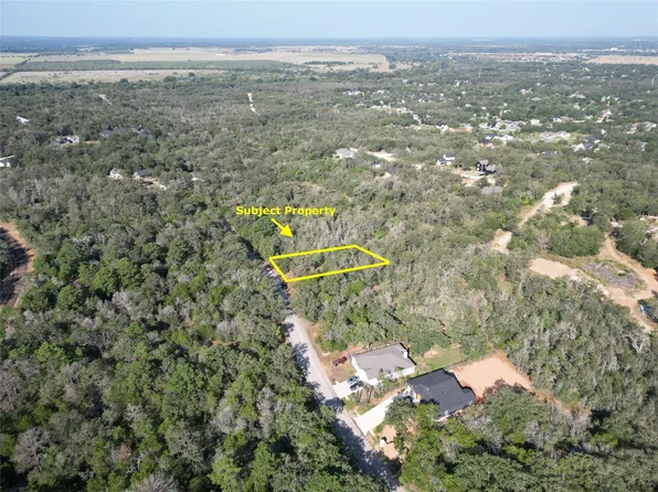 154 Heleakala Dr, Bastrop, TX 78602