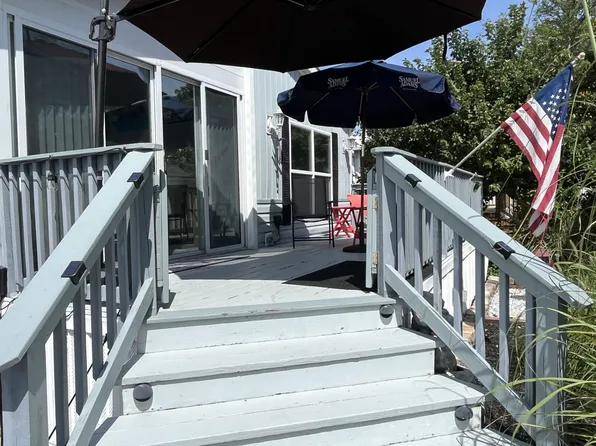 150 Malcolm Dr, Dennisville, NJ 08214