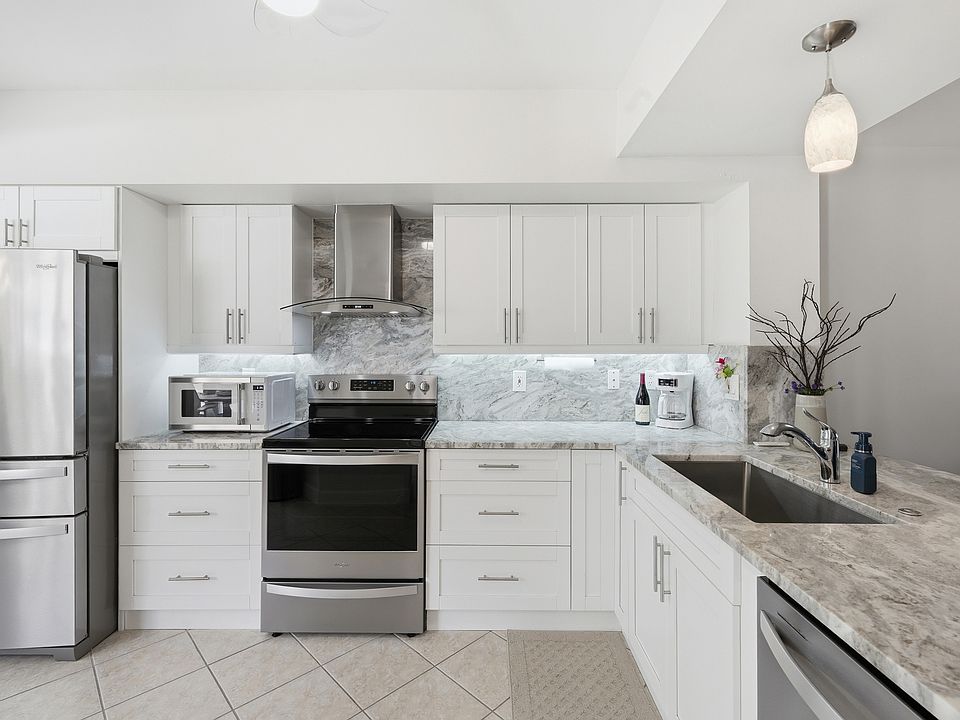 1st image of 4950 Deerfield Way #D-103
