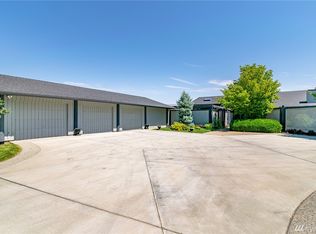 2121 Sunrise Cir, Wenatchee, WA 98801