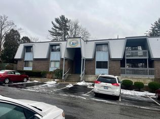125 Van Zandt Ave APT 206, Newport, RI 02840