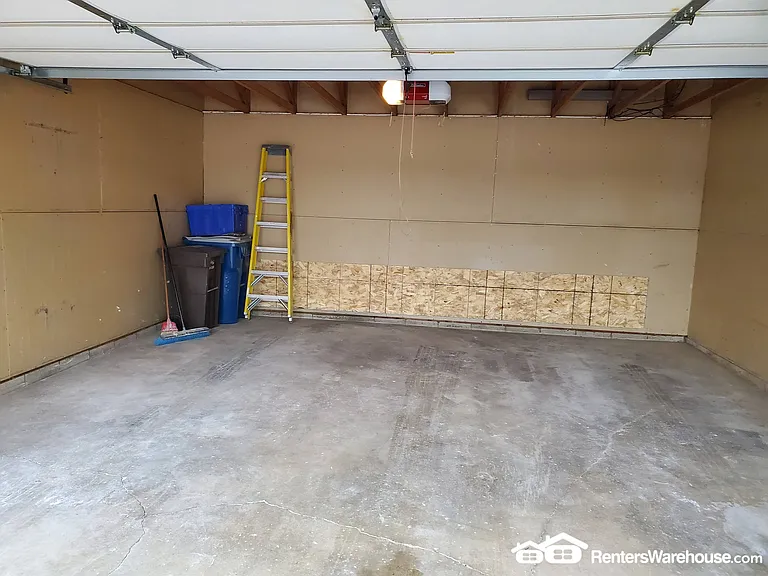 5531 Pompano Dr — Photo 10