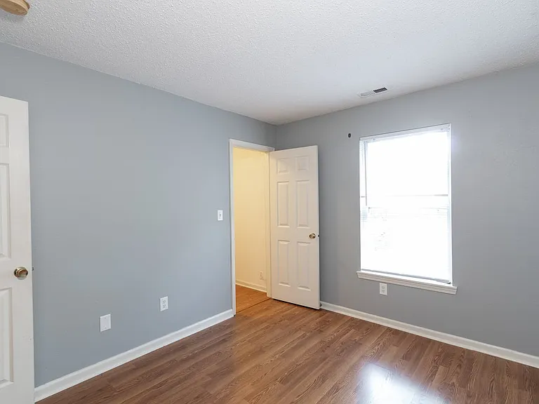 11968 Locus Ln — Photo 18