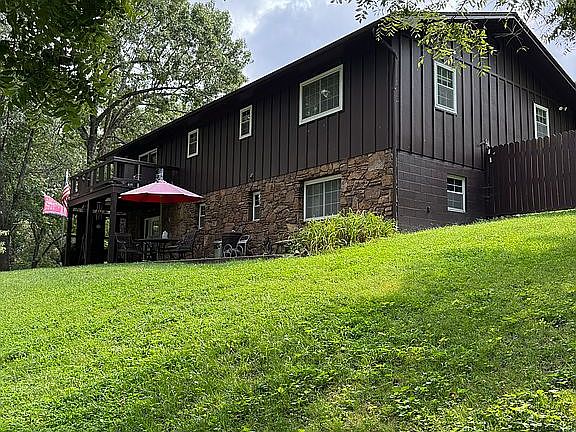 Valley view of patio