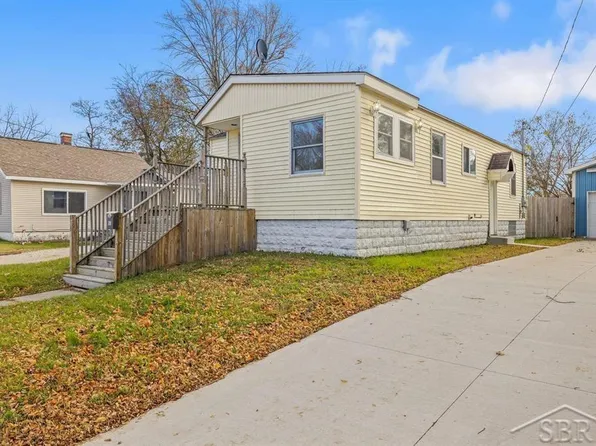 810 Haley St, Midland, MI 48640