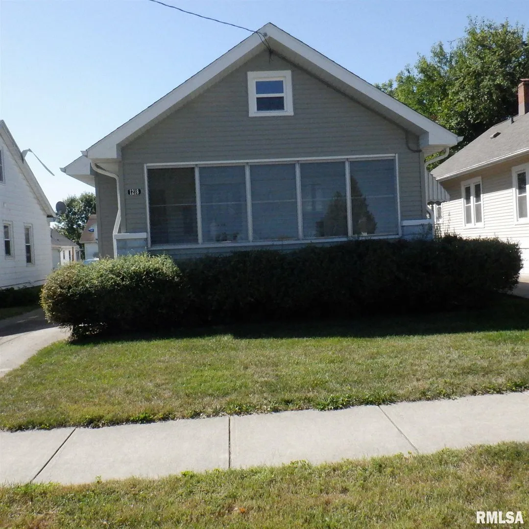 1218 W Virginia Ave photo 1