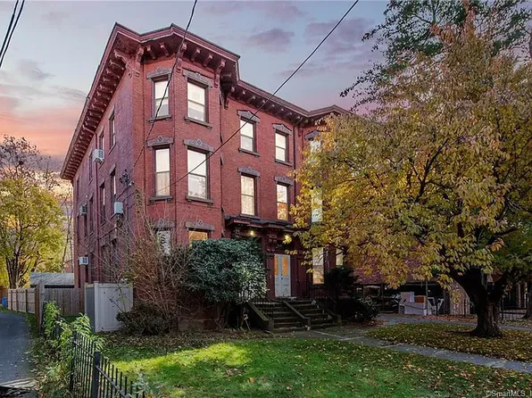 54 Willard St #54A, Hartford, CT 06105