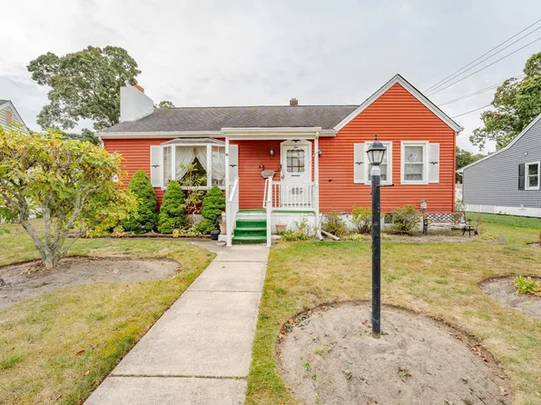 10 Forrest Dr, Northfield, NJ 08225