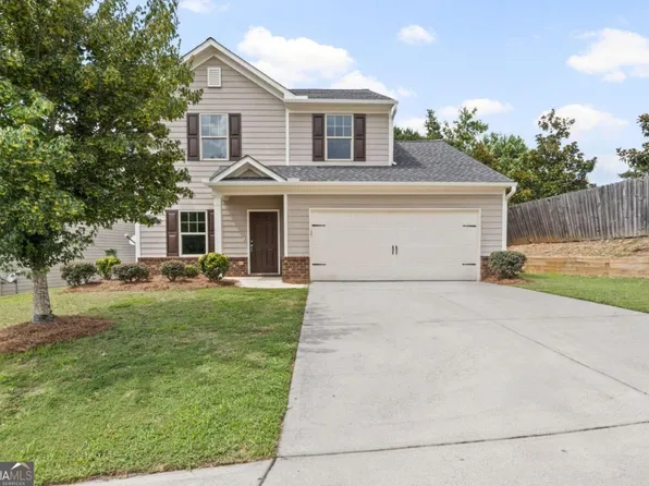 7423 Saint David St, Fairburn, GA 30213