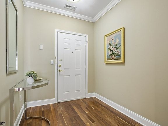 3rd image of 5211 Pointe Gate Dr