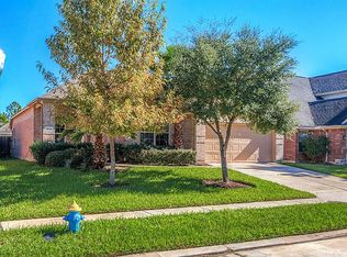 19130 Center Park Dr, Spring, TX 77373