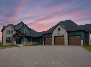 1679 Windemere Ln, Severn, ON L3V8E5