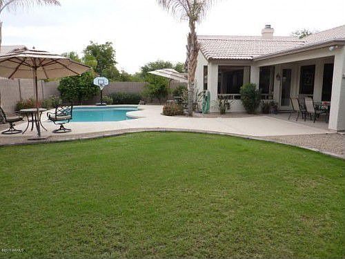 3rd image of 4302 W Linda Ln