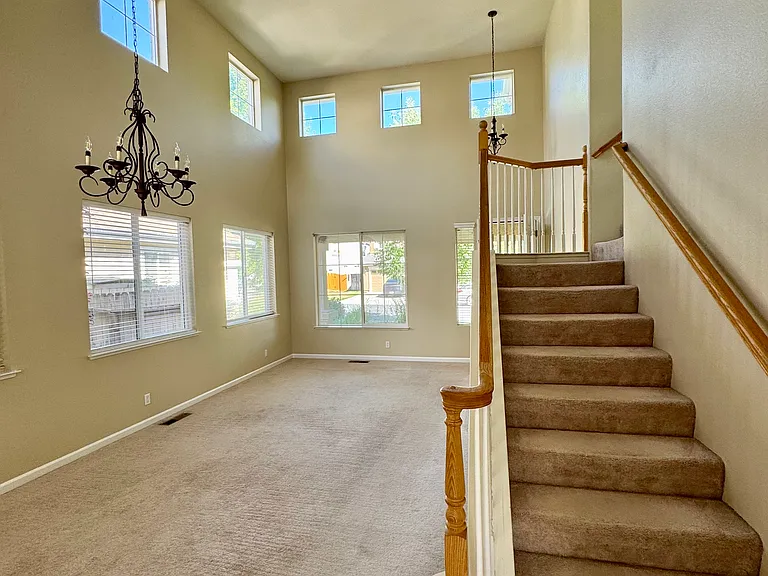10185 Hampton Park Dr — Photo 5
