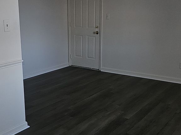 5th image of 73 Blue Dr #11252875