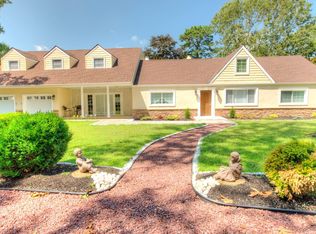 203 Oakshade Rd, Vincentown, NJ 08088