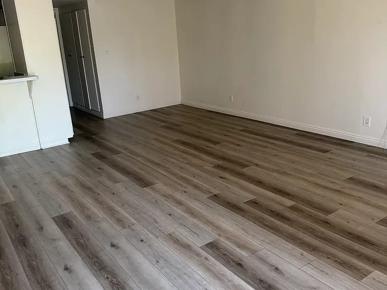 23401 Park Sorrento #22 — Photo 1