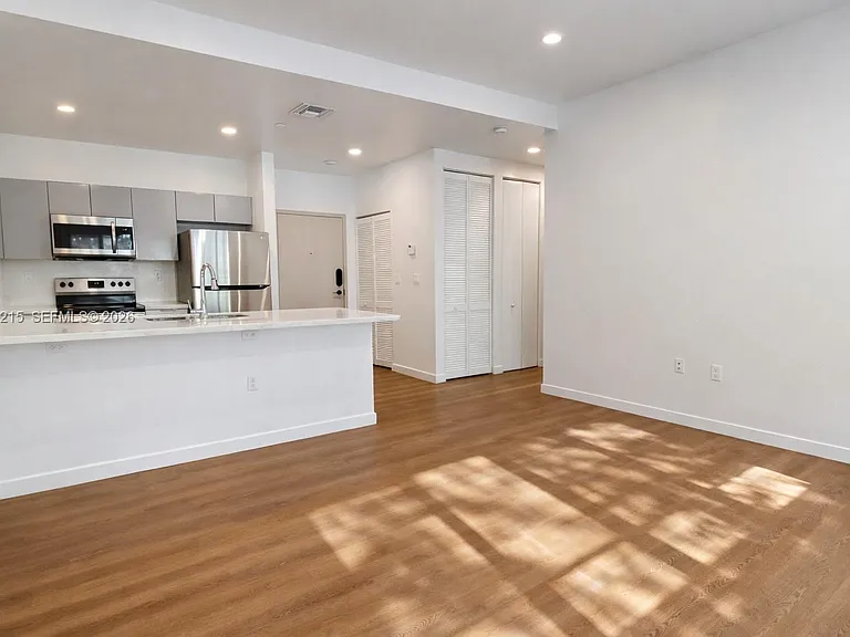 1950 Fletcher St #305 — Photo 9