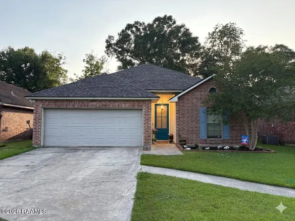 142 Country Garden Ln, Lafayette, LA 70507