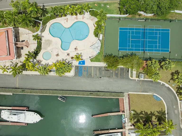 E28 Boqueron Marina — Photo 4