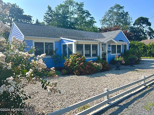 509 Riverwood Park Photo 1