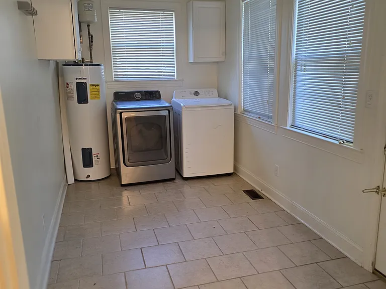809 Cone Ave — Photo 4