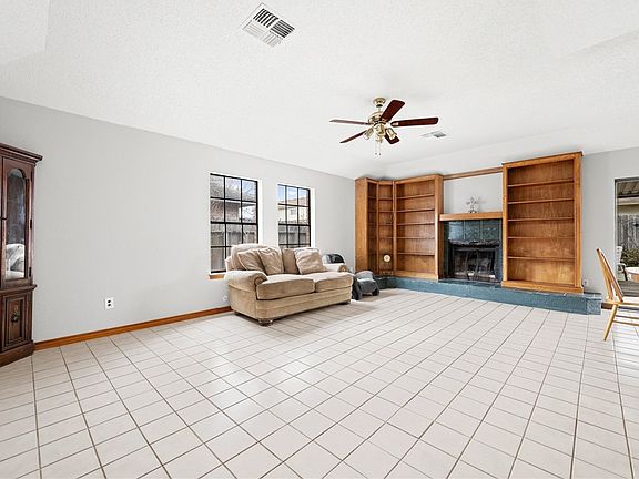 4th image of 2237 Baffin Bay Dr