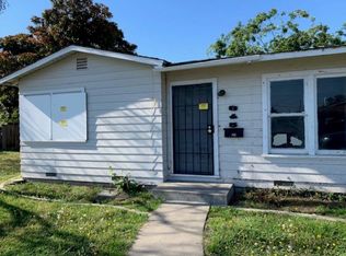 845 E Cypress Ave, Visalia, CA 93292