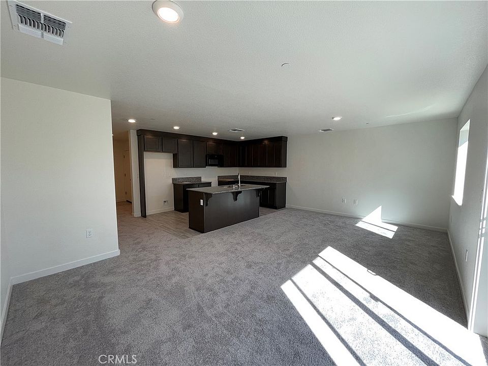 1st image of 135 Long Trail Ln