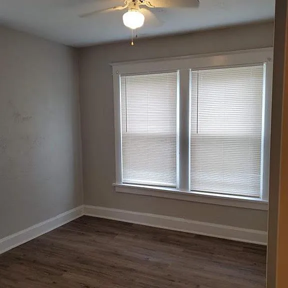 2411 Wallis Ave — Photo 6