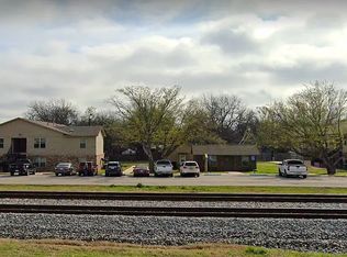Pecan Tree Square Apartments, Grandview, TX 76050