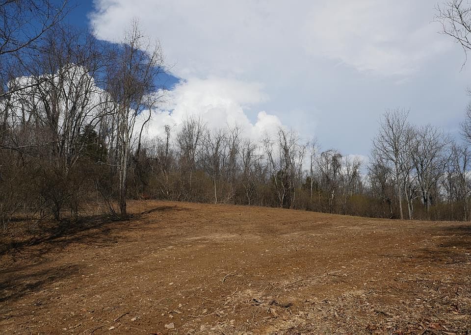 1st image of Chestnut Tower Ln