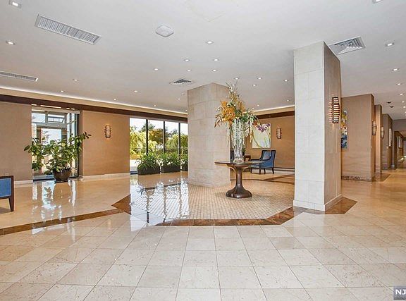 2nd image of 300 Winston Dr APT 1906