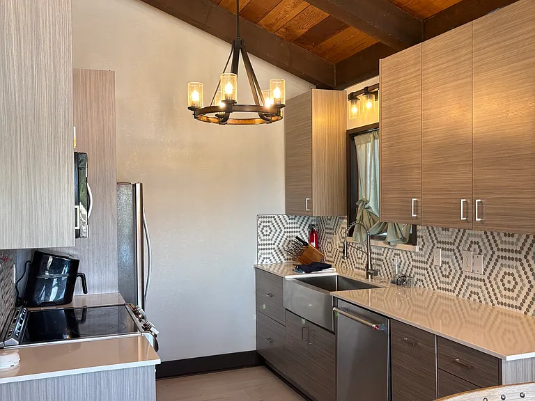 315 Olympic Ct #F-6 — Photo 3