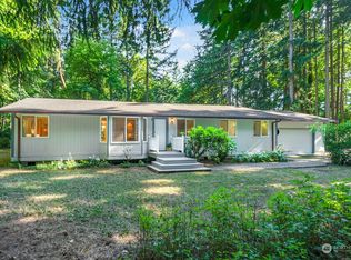 26018 Wax Orchard Rd SW, Vashon, WA 98070