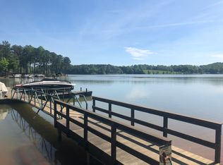 414 Sunset Point Dr, West Union, SC 29696