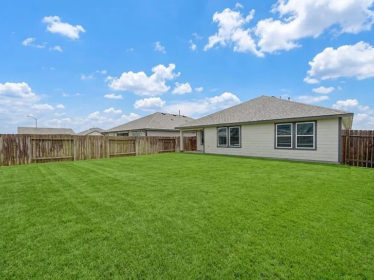 7547 Cattle Walker Ct — Photo 26