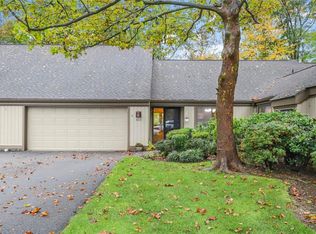 555 Heritage Hls UNIT B, Somers, NY 10589