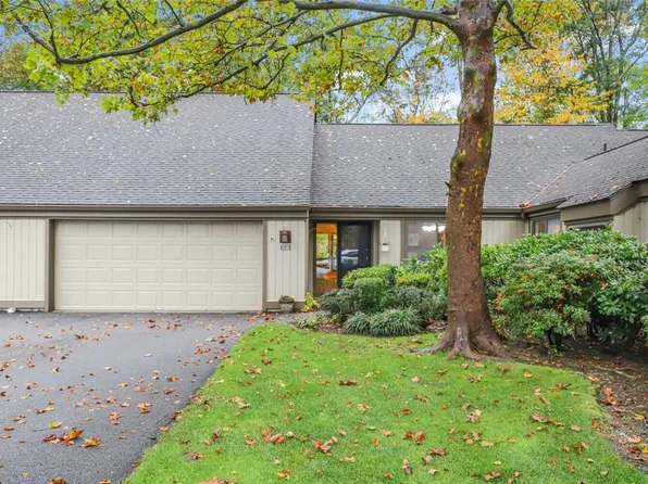 555 Heritage Hills #B, Somers, NY 10589