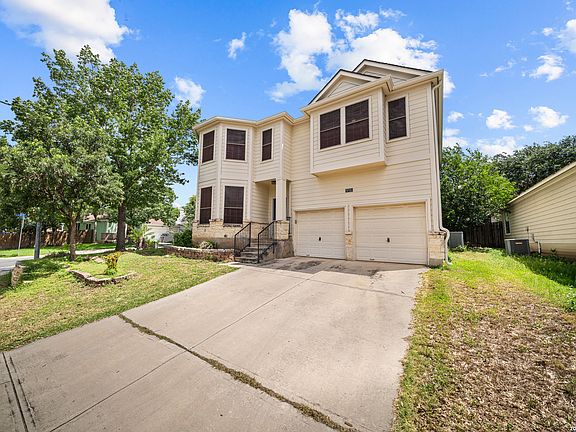 2nd image of 8735 N Sarasota Woods