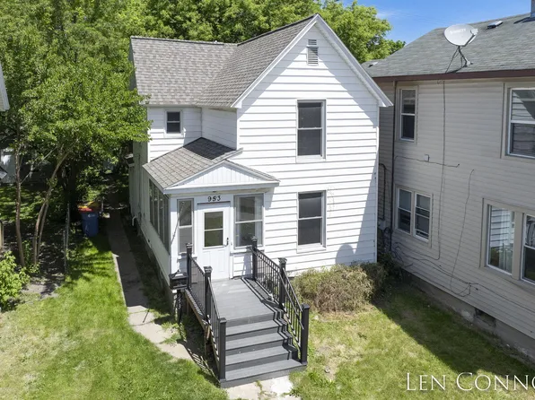 953 Bridge St NW, Grand Rapids, MI 49504