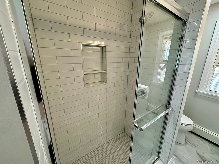 100 Davison Ave #2 — Photo 8