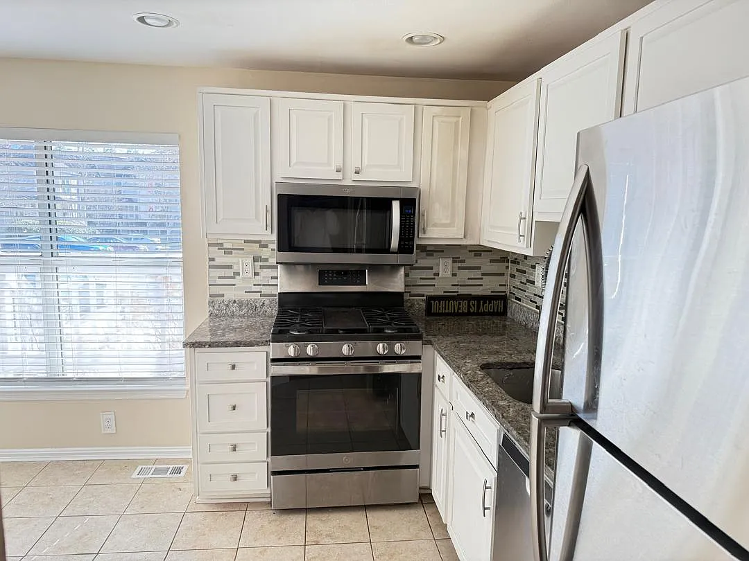 3408 Littleleaf Pl — Photo 3